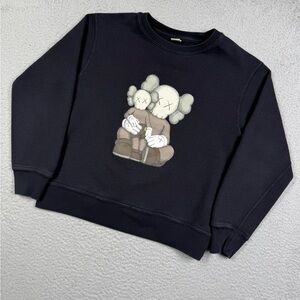 Kids KAWS x Uniqlo sweatshirt